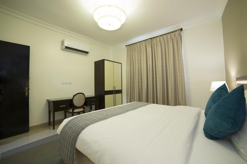 Hotel Tulip Corniche 3*